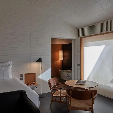 Casa Palacio Paredes Saavedra By Atrio 5* Caces