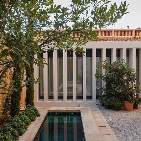 Casa Palacio Paredes Saavedra By Atrio Hotel Caceres