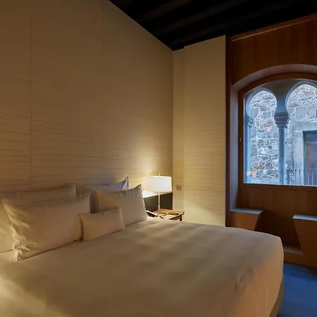 Casa Palacio Paredes Saavedra By Atrio 5* Caces