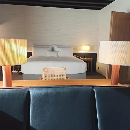 Hotell Casa Palacio Paredes Saavedra By Atrio