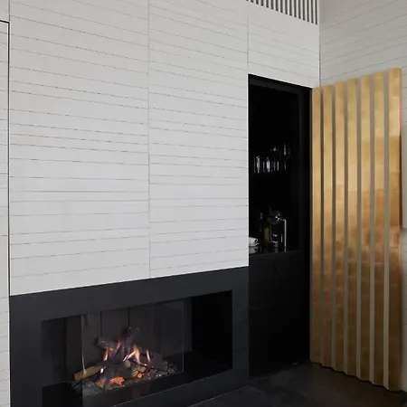 Casa Palacio Paredes Saavedra By Atrio Caces