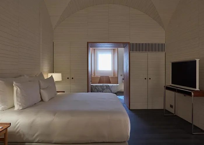 Casa Palacio Paredes Saavedra By Atrio 5* Caces