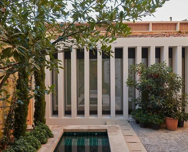 Casa Palacio Paredes Saavedra By Atrio Hotel Caces