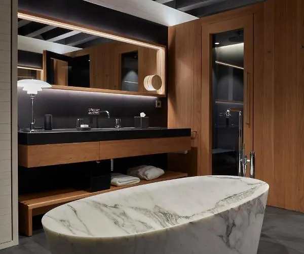 Отель Casa Palacio Paredes Saavedra By Atrio Касерес